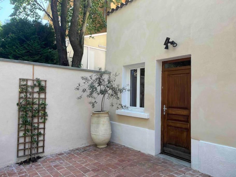 Apartament Studio Close Fourviere Very Quiet & Small Terrace Lyon Zewnętrze zdjęcie